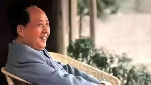 紀(jì)念毛澤東同志誕辰126周年！致敬一代偉人！